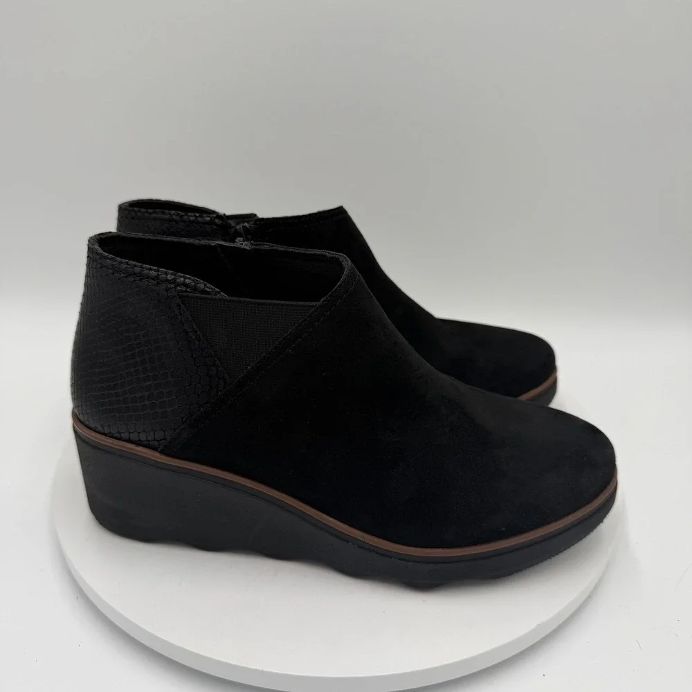 Clarks Wedge Heel Boots Womens 9.5M Mazy Harwich Black‎ Side Zip Bootie Leather